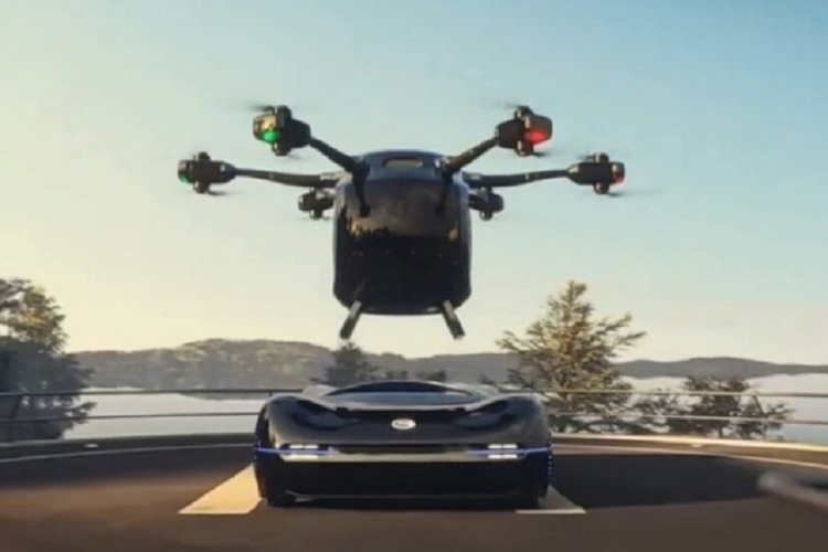 Theo đó, GOVE của Trung Quốc là phương tiện chạy bằng điện, có thể chạy trên đường phố và cất cánh thẳng đứng. Tên của phương tiện độc đáo này được viết tắt từ cụm “Ô tô điện bay thẳng đứng của GAC”.