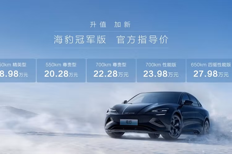 BYD Seal đã bán được hơn 10.000 xe mỗi tháng vào cuối năm 2022, đây là doanh số cực kỳ ấn tượng, tuy nhiên, hãng xe điện hàng đầu của Trung Quốc đã bị ảnh hưởng ở một mức độ nào đó sau đợt giảm giá của Tesla Model 3 và Model Y vào tháng 1. 