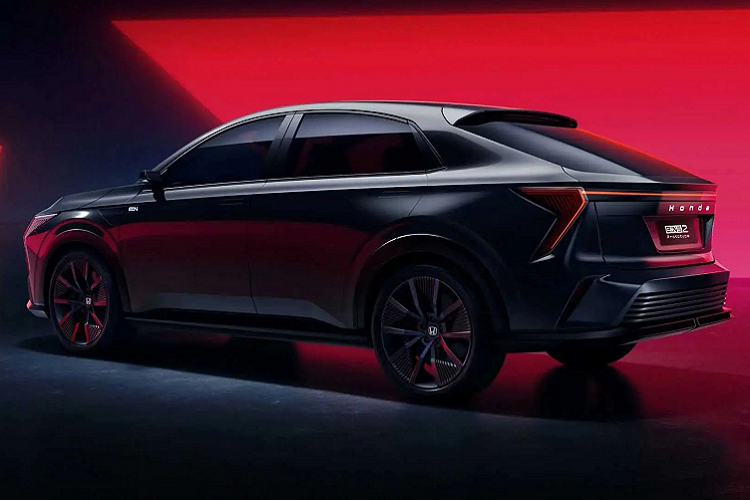 Concept Honda e:N SUV tại Trung Quốc dự kiến ra mắt cuối năm 2024 sẽ có sự khác biệt với hai mẫu xe điện trên bởi dùng khung gầm mới mang tên e:N Architecture W được phát triển cho các mẫu xe dòng e:N RWD và AWD cao cấp hơn của nhà sản xuất ôtô.