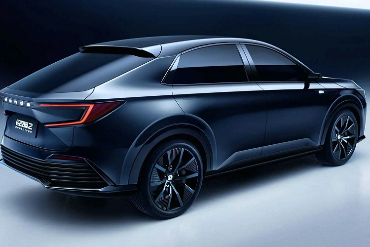 Honda hứa hẹn các mẫu xe điện sắp ra mắt sẽ mang đến cảm giác lái năng động thú vị nhưng ngập tràn công nghệ. Giống như các mẫu trước đó, Honda không tiết lộ chi tiết, kích thước hoặc thông số kỹ thuật hệ thống truyền động của thế hệ thứ 2 các mẫu e:N Series. 