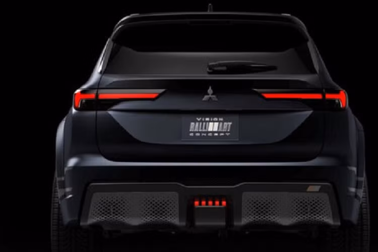 Mẫu xe SUV Mitsubishi Outlander Ralliart 2024 mới có thể được tung ra thị trường với một động cơ mạnh mẽ hơn cũng như nhiều bản cập nhật trực quan tương tự như bản concept.