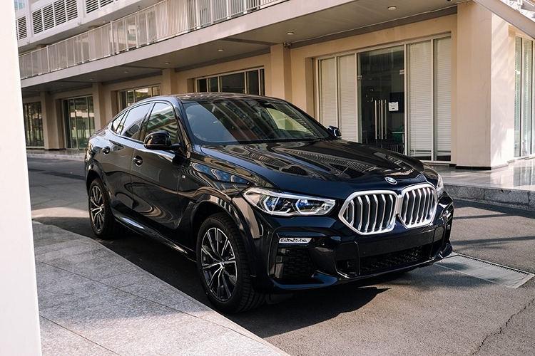 BMW X6 tai Viet Nam giam gia 