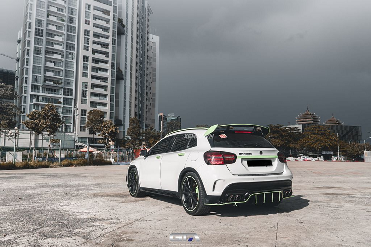 Hiện chưa rõ chủ nhân của chiếc Mercedes-AMG GLA 45 tiền tỷ này đã chi bao nhiêu tiền để nâng cấp xe. Nhưng với những trang bị nói trên, chắc chắn ó sẽ tiêu tốn số tiền là không hề nhỏ.