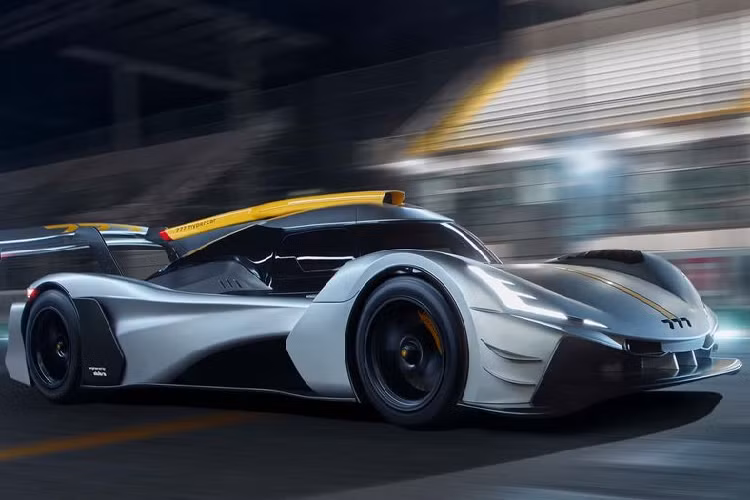  8. 777 Hypercar: 7,5 triệu USD (khoảng 176 tỷ đồng) 777 Hypercar là một chiếc siêu xe dành cho đường đua với khung gầm nguyên khối bằng carbon và thiết kế tuyệt đẹp lấy cảm hứng từ LMP1. Được trang bị động cơ V8 4,5 lít hút khí tự nhiên, 777 Hypercar có công suất 730 mã lực. Mẫu siêu xe này có giá lên tới 7,5 triệu USD (khoảng 176 tỷ đồng).