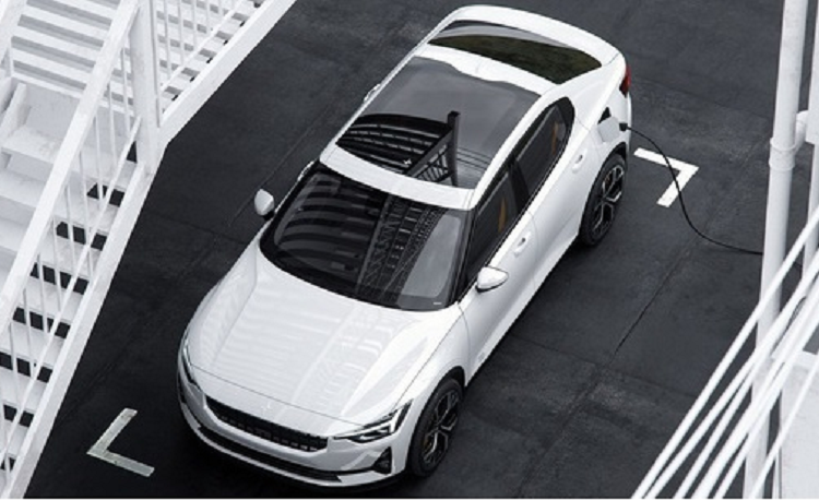 Doi tac cua VinFast trinh lang pin silicon sac 5 phut chay 160 km