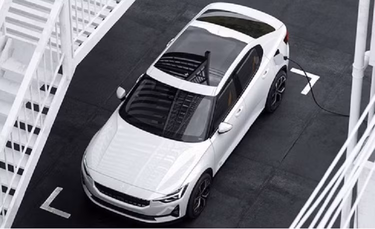 Doi tac cua VinFast trinh lang pin silicon sac 5 phut chay 160 km