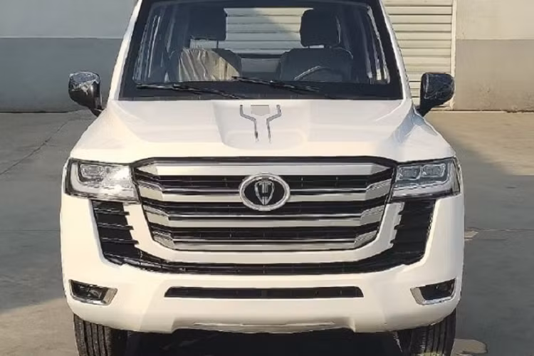 Toyota Land Cruiser LC300 