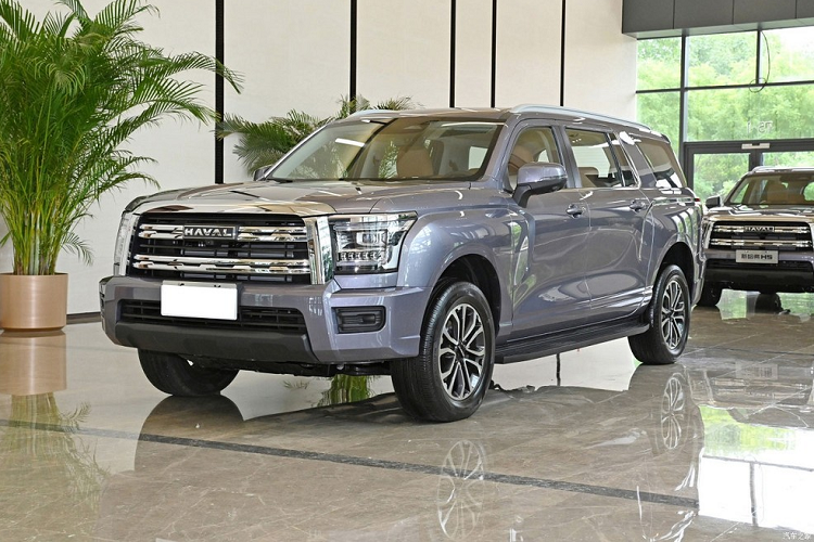 Hiện giá bán của mẫu SUV Trung Quốc này vẫn chưa được công bố chính thức. Tuy nhiên, theo một số nguồn tin, giá xe Haval H5 2024 sẽ khá hấp dẫn, nằm trong khoảng chỉ 150.000 Nhân dân tệ (tương đương 495 triệu đồng). Đây đồng thời cũng là mẫu SUV việt dã cỡ lớn với giá 150.000 Nhân dân tệ hiếm hoi ở thị trường Trung Quốc.