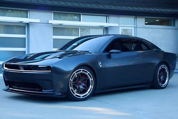 Đáng chú ý, cả 3 thương hiệu này đều cùng thuộc nhà sản xuất Fiat Chrysler (FCA) - một phần của tập đoàn Stellantis mới hình thành thông qua việc sáp nhập FCA và PSA Group cách đây ít năm. Top 10 thương hiệu có chất lượng ban đầu tốt nhất còn có 4 mẫu xe đến từ tập đoàn General Motors (GM), gồm: Buick, Chevrolet, GMC và Cadillac. Các nhà sản xuất ô tô đến từ Đức, Nhật Bản và Hàn Quốc chỉ có 1 đại diện xuất hiện trong danh sách là Porsche, KIA và Lexus.