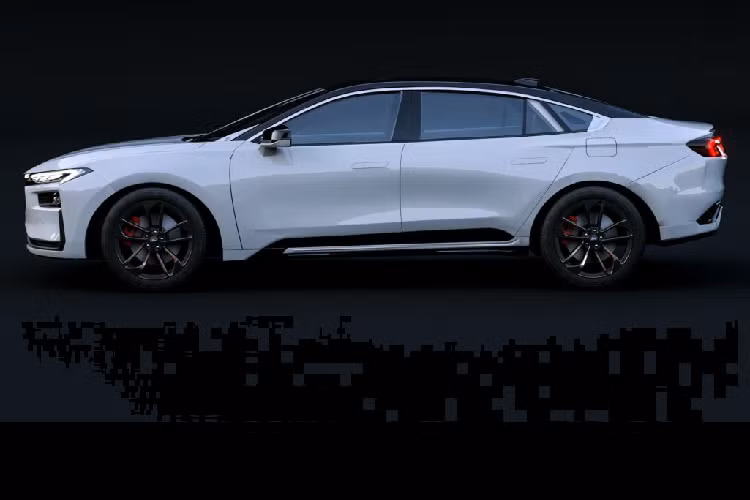 Ngoài việc thay đổi về động cơ, thiết kế của bản 1.5T mới và 2.0T hầu như không có sự khác biệt. Kích thước của xe vẫn được giữ nguyên với chiều dài, rộng, cao lần lượt là 4935/1875/1500mm và chiều dài cơ sở là 2945mm.