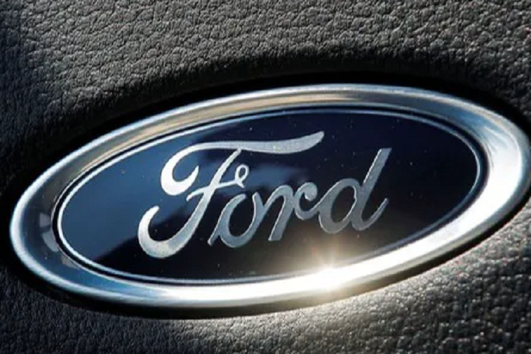 Mùa giải F1 2023 sẽ bắt đầu từ ngày 3/3 với chặng đua ở Bahrain. Giải đấu F1 2023 có tổng cộng 23 chặng đua, nhiều nhất từ trước đến nay trong lịch sử F1.