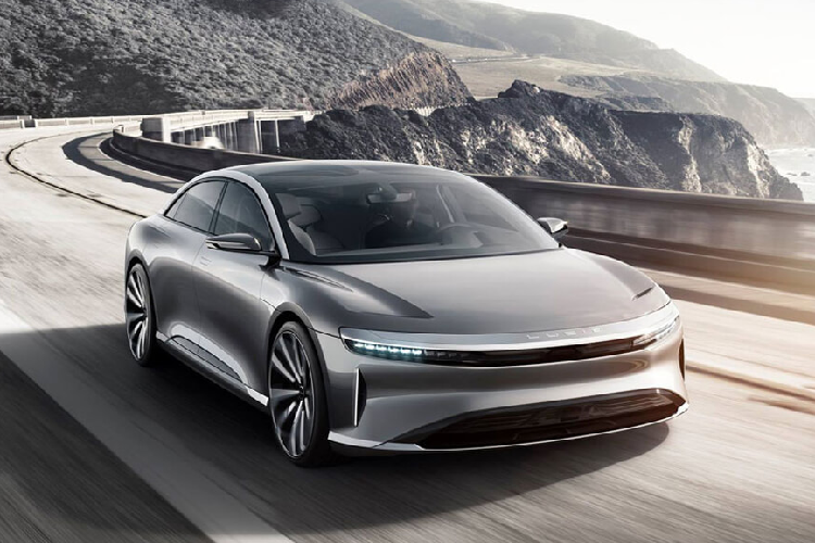 Theo dữ liệu của Hiệp hội Xe khách Trung Quốc, tổng sản lượng ôtô xuất xưởng của các hãng xe Trung Quốc đạt 43 triệu chiếc mỗi năm vào cuối năm 2022. Tuy nhiên, tỷ lệ sử dụng chỉ là 54,5%, giảm từ mức 66,6% của năm 2017. Tháng trước, thông tin chi tiết về mẫu ôtô điện đầu tiên của Xiaomi đã được tiết lộ.