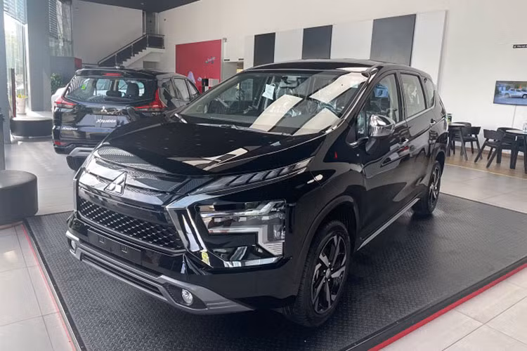 Mitsubishi Xpander “xa hang”, ban Premium cao cap chua den 600 trieu-Hinh-3