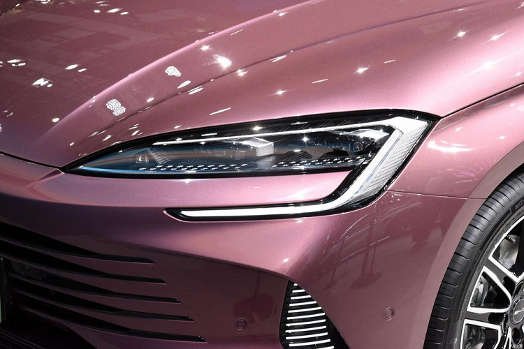 Dự kiến BYD Destroyer 07 sẽ được tung ra thị trường vào Quý III năm nay với mức giá bán từ 200.000 nhân dân tệ đến 250.000 nhân dân tệ, tương đương 681 triệu đồng đến 851 triệu đồng.