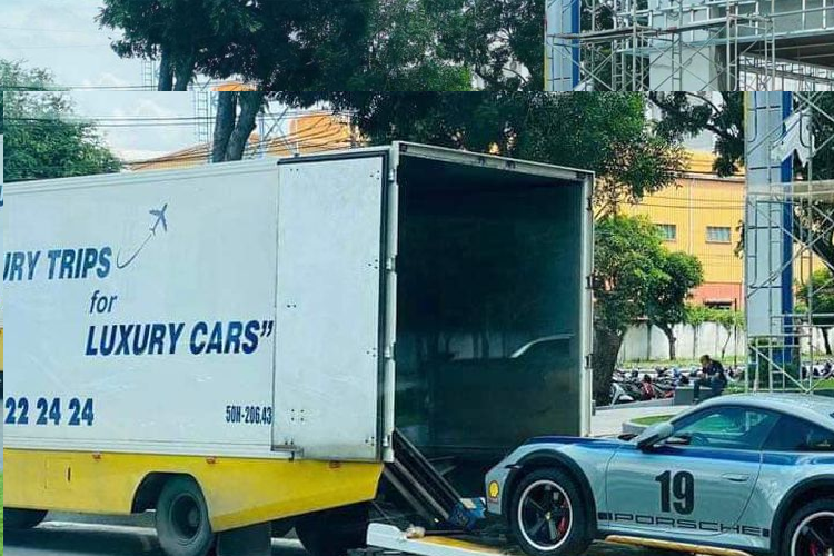 Chiếc Porsche 911 Dakar này còn được trang bị bộ mâm Dakar kích thước 19 inch ở phía trước và 20 inch ở phía sau, bao bọc bên ngoài bởi lốp Pirelli Scorpion kích thước 245/45 ZR19 và 295/40 ZR20. 911 Dakar được phát triển dựa trên nền tảng của 911 Carrera tiêu chuẩn nhưng được nâng cấp để có thể di chuyển trên nhiều dạng địa hình đặc thù.