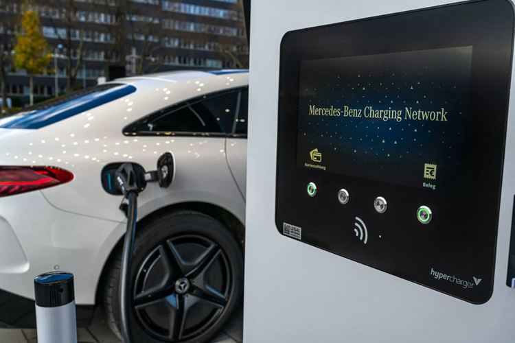 Mercedes-Benz mo tram sac xe dien dau tien chinh hang tai chau Au-Hinh-2