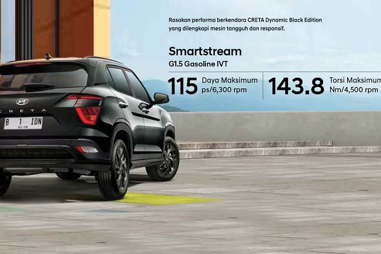 Đúng như tên gọi, các chi tiết ngoại thất của mẫu xe này đều được sơn màu tối. Theo đó, lưới tản nhiệt của mẫu xe SUV Hyundai Creta Dynamic Black Edition được sơn màu khói. Viền bao quanh hốc gió trung tâm trên cản trước và hốc gió giả trên cản sau của xe đều được chuyển từ màu bạc sang màu đen.