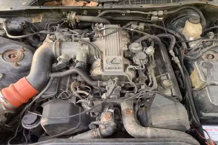 Hiện đã có một vài người quan tâm tới chiếc xe và liên hệ với chủ xe. Nhiều người đồng quan điểm rằng chiếc Lexus LS400 1993 hạng sang này là một món hời sau khi được đại tu.