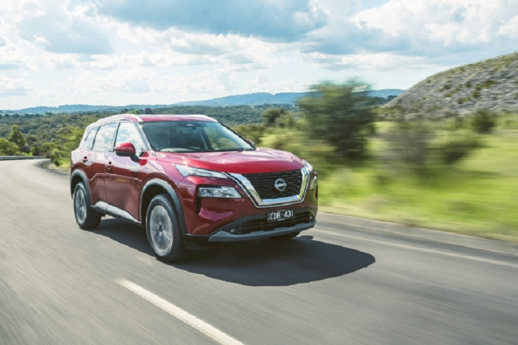 Nếu thực sự Nissan thành công trong việc phát triển pin thể rắn trên xe điện thì đây sẽ là một bước nhảy vọt của nhà sản xuất Nhật Bản, mang lại nhiều lợi thế so với các mẫu xe điện khác, người dùng cũng thoải mái hơn khi sử dụng xe điện mà không phải lo lắng về việc mất thời gian khi chờ sạc xe.