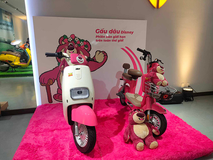 Tại khu công nghiệp này, sẽ có một trung tâm nghiên cứu và phát triển được thiết lập, bao gồm R&amp;D về hệ thống cung cấp điện, xây dựng khung xe, vật liệu và ắc quy. Về công nghệ nhà máy, chuỗi sản xuất sẽ bao gồm toàn bộ quy trình đúc ép, phủ sơn, hàn và lắp ráp. Nhà máy sẽ có các dây chuyền sơn quy mô lớn với kỹ thuật sơn và phun sơn cấp xe ôtô.