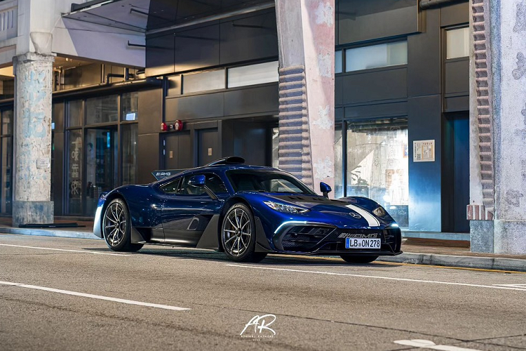Vào giữa năm ngoái, phiên bản thương mại đầu tiên của Mercedes-AMG One đã trình làng, mang đến luồng gió mới cho phân khúc xe hypercar đắt đỏ.