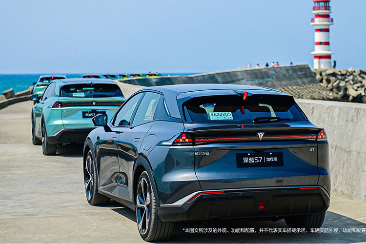 Changan Deepal S7 “tieu Lamborghini Urus Trung Quoc” chi 567 trieu dong-Hinh-2
