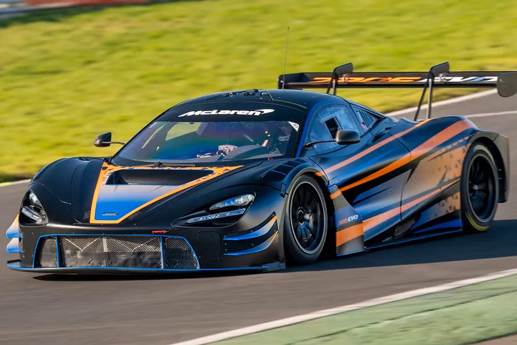 Bây giờ có lẽ bạn đã biết rõ rằng các quy định về GT3 sẽ thay thế hạng GTE ("Grand Tour Endurance" xe thương mại được độ để tham dự thể thức này) trong giải đua FIA World Endurance Championship (WEC) và Giải 24 Hours of Le Mans năm 2024, hãng siêu xe Anh quốc đã bắt đầu bằng việc ra mắt mẫu McLaren 720S GT3 EVO mới.