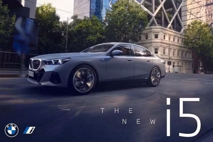 BMW i5 2024 ban chay dien ro ri thiet ke truoc ngay ra mat