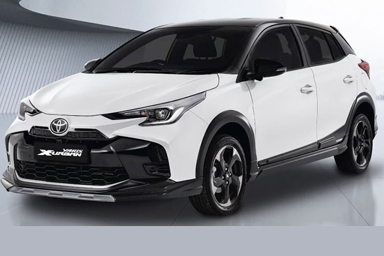 Tương tự Yaris thông thường, mẫu xe SUV Toyota Yaris X-Urban 2023 cũng có tổng cộng 4 bản trang bị, bao gồm 1.2 Sport, 1.2 Smart, 1.2 Premium và 1.2 Premium S. Để tạo sự khác biệt với Yaris thông thường, Toyota Yaris X-Urban 2023 được bổ sung bộ body kit thể thao.