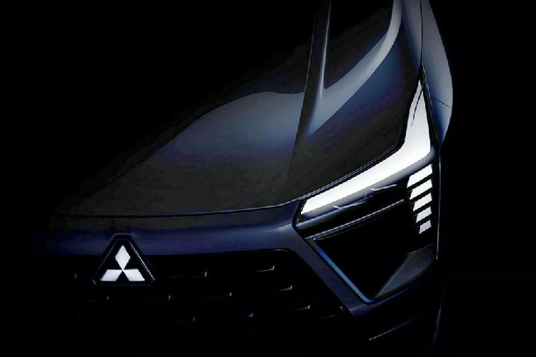 Tuy nhiên, Mitsubishi đã bị phát hiện đăng ký bản quyền thương hiệu cho cái tên Destinator cho Mitsubishi XFC ở Indonesia vào ngày 20/3/2023. Chiếc SUV cỡ nhỏ 5 chỗ này dự kiến sẽ được ra mắt tại Triển lãm ô tô quốc tế Gaikindo Indonesia (GIIAS) vào tháng 8/2023 tới.