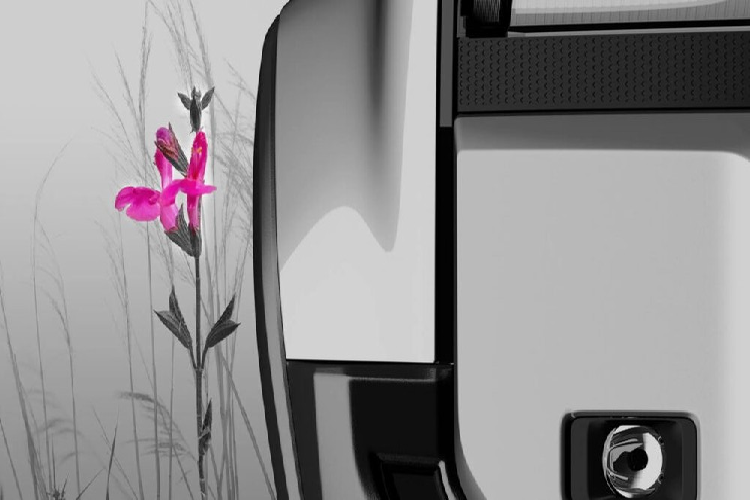 Trong khi đó, thiết kế bên sườn của Toyota Land Cruiser Prado 2024 được cho là sẽ giống với mẫu SUV hạng sang Lexus GX thế hệ mới vừa ra mắt cách đây không lâu. Điều này không có gì bất ngờ vì Toyota Land Cruiser Prado và Lexus GX vốn dùng chung cơ sở gầm bệ, tương tự cặp đôi Toyota Land Cruiser - Lexus LX 600. 