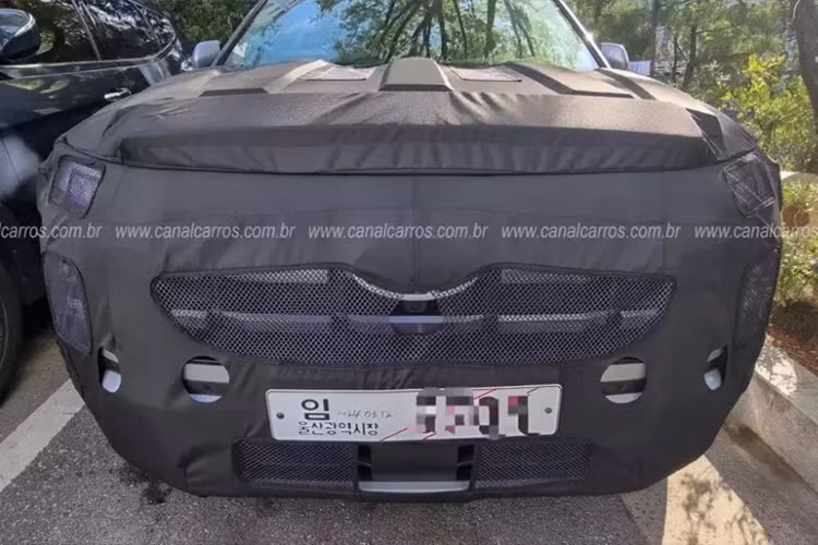 Theo kế hoạch, vào ngày 16/1/2024 tới đây, hãng xe Hàn Quốc sẽ chính thức tổ chức sự kiện ra mắt toàn cầu dành cho Hyundai Creta phiên bản nâng cấp giữa vòng đời.