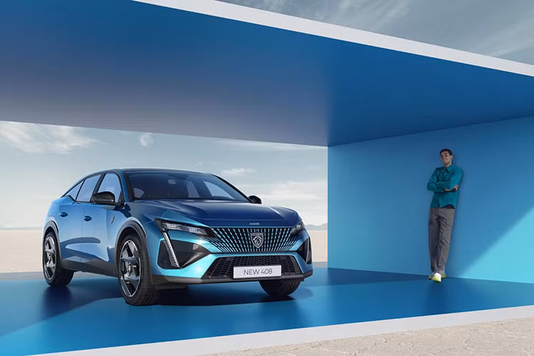 Về sức mạnh, chiếc xe mới sẽ được trang bị động cơ 1.6T với công suất tối đa 175 mã lực và mô-men xoắn cực đại 250 Nm. Về truyền động, nó phù hợp với hộp số tự động 8, đồng thời, chiếc xe mới có khoảng sáng gầm xe tối thiểu 190mm, góc tiếp cận 16° và góc thoát 21°, nhằm thích ứng tốt hơn với việc chạy trên nhiều địa hình khác nhau.