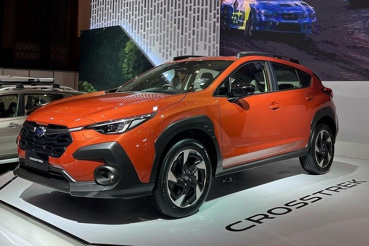 Một tư vấn viên còn cho biết hãng xe Nhậtn Bản đã lên kế hoạch trình làng Subaru Crosstrek về Việt Nam trong năm nay tại Triển lãm Ô tô Việt Nam 2023, nhưng sự kiện này đã bị hủy nên lịch ra mắt bị dời sang năm sau.