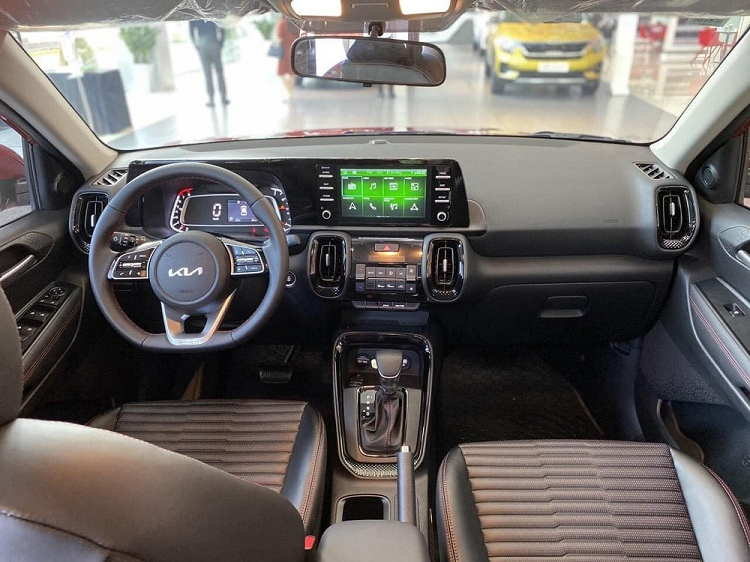 Kia Sonet dang re hon Toyota Raize tu 35 trieu tai Viet Nam-Hinh-2