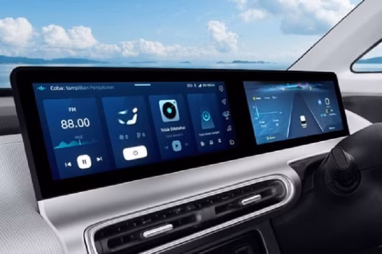 Được biết, MG Comet 2024 chạy điện cũng là mẫu ôtô 4 bánh có kích thước nhỏ nhất tại Ấn Độ. Tên gọi của xe được lấy cảm hứng từ chiếc máy bay mang tính biểu tượng của Anh năm 1934 đã tham gia cuộc đua trên không MacRobertson giữa Anh - Úc.