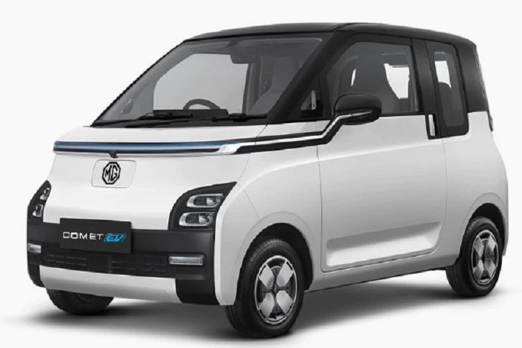 MG Comet EV cỡ nhỏ được thiết kế giống như một mẫu xe cỡ A với kiểu hình hộp như xe K-car của Nhật nhằm tối ưu không gian. Các chi tiết cũng được tối giản và không có nhiều công nghệ. Xe được trang bị vành xe 12 inch, ốp mâm màu bạc. Nắm cửa đặt dọc, hệ thống đèn chiếu sáng dạng LED.