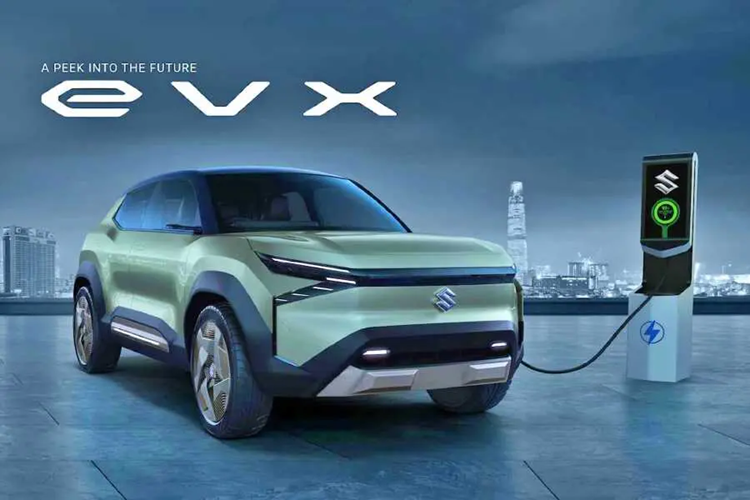 Theo Theottle, thiết kế chính thức của eVX sẽ có một số điểm khác biệt so với bản concept ra mắt hồi đầu năm nay. Trong đó, thay đổi đáng chú ý nhất là đèn pha mỏng hơn, mang lại vẻ ngoài truyền thống hơn so với đèn LED hình chữ Y trong bản concept. Những thay đổi khác bao gồm bánh xe hợp kim lấy từ một số mẫu xe Suzuki hiện tại, nắp gương lớn hơn và bổ sung giá nóc.