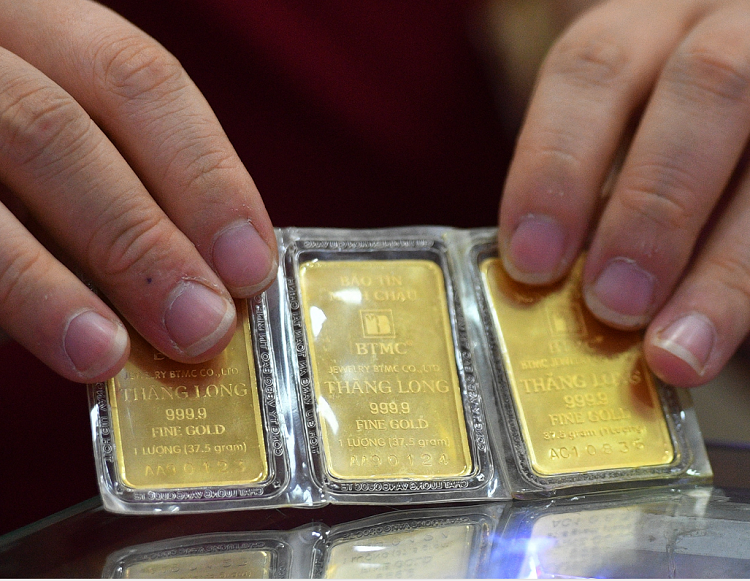 Giá vàng hôm nay 27/6: USD tăng, vàng kém hấp dẫn Gia vang hom nay 27/6: USD tang, vang kem hap dan