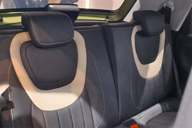 Giá xe Wuling Bingo 2023 ở thị trường Trung Quốc hiện dao động từ 59.800 - 83.800 Nhân dân tệ (khoảng 200,5 - 281 triệu đồng). Trong tháng 4/2023, thương hiệu Wuling đã bán được tổng cộng 3.311 chiếc xe điện này cho khách hàng Trung Quốc.