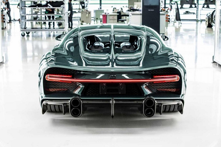 Hiện tại, siêu xe Bugatti Chiron chỉ còn 100 chiếc nữa là hoàn thành số lượng 500 chiếc được sản xuất trên toàn thế giới theo đúng kế hoạch trước đó.