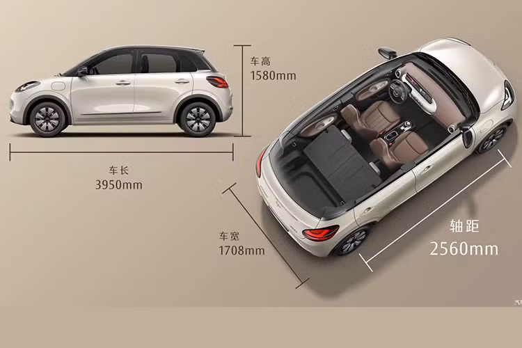Nó gồm các phụ kiện chuyên dành cho việc cắm trại. Wuling phải cạnh tranh với rất nhiều đối thủ nên họ muốn bán thêm thứ gì đó đặc biệt không liên quan đến xe ô tô, đó là ý tưởng cho việc bạn có thể tùy chọn thêm hộp đựng đồ ăn, bộ đồ cắm trại, đèn và radio cho mẫu xe điện Bingo 2023.