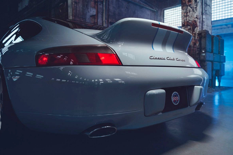 Ý tưởng về chiếc xe độc đáo này nảy sinh trong cuộc họp giữa đại diện của Câu lạc bộ Porsche của Mỹ với Alexander Fabig, hiện là Trưởng bộ phận Cá nhân hóa của Porsche Classic và nhà thiết kế Grant Larson của Style Porsche. Để giữ bí mật, chiếc xe có tên gọi nội bộ là “Project Grey”, biệt danh gợi nhớ đến “Project Gold” là chiếc 911 Turbo 993 mà Porsche Classic chế tạo vào năm 2018 từ các bộ phận nguyên bản.