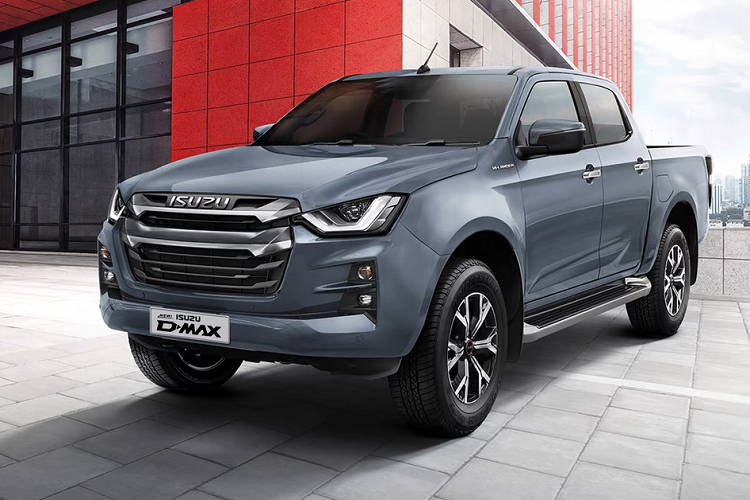  Isuzu D-Max: 57 xe Một mẫu xe bán tải Nhật Bản khác tăng trưởng doanh số gấp đôi trong tháng 1/2023, đó là Isuzu D-Max. Tuy nhiên, doanh số của Isuzu D-Max vẫn khá khiêm tốn, chỉ đạt 57 xe và đứng ở vị trí thứ 4 trong phân khúc. Đây cũng không phải là điều quá ngạc nhiên bởi doanh số của Isuzu D-Max chưa bao giờ là nổi bật tại Việt Nam.
