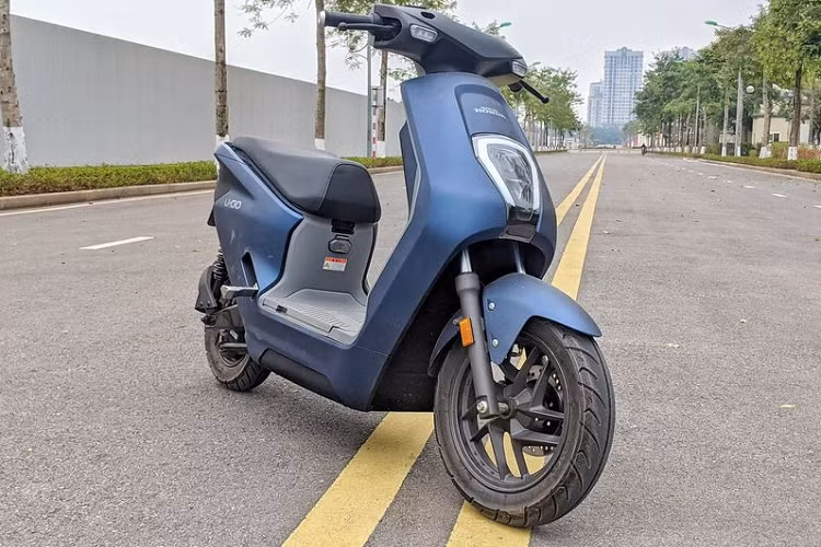  Xe máy điện U-Go, U-Be Phân khúc xe máy điện tại Việt Nam trong thời gian tới hứa hẹn sẽ vô cùng sôi động khi có thêm sự xuất hiện của 2 mẫu xe điện mới là U-Go và U-Be.