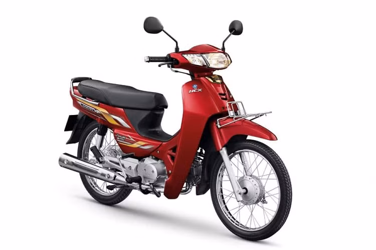 Xe có thiết kế tổng thể không quá khác biệt so với thế hệ trước. Tuy nhiên, một vài chi tiết và trang bị đã được tinh chỉnh để phù hợp với phong cách hiện đại hơn. Honda Dream thế hệ mới được trang bị động cơ 125 cc, thay cho động cơ 110 cc.