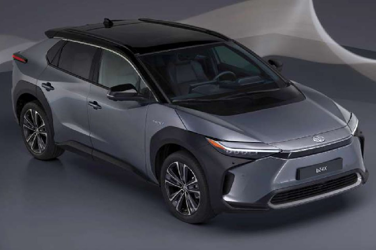 Xe dien Toyota co the dung pin the ran, sac sieu nhanh trong 10 phut