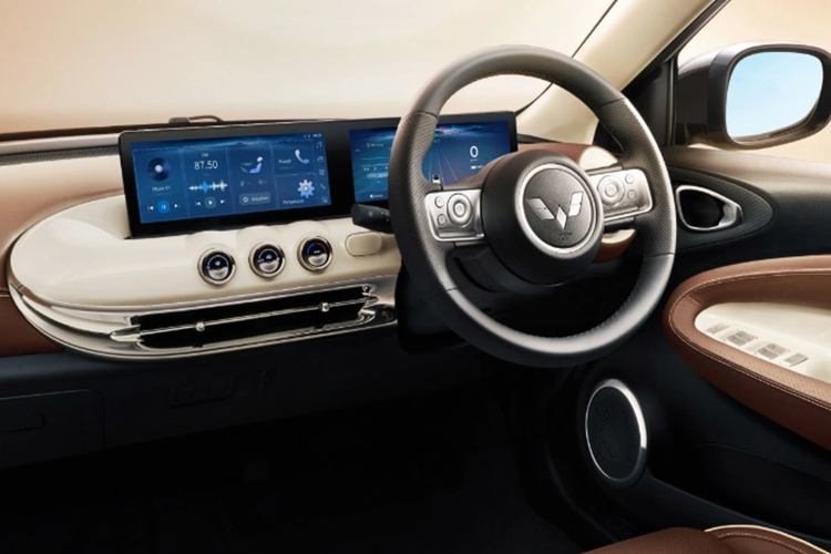 Cung cấp sức mạnh cho Wuling Bingo EV là một mô-tơ điện với công suất tối đa 50 kW (khoảng 67 mã lực). Ở phiên bản Long Range, xe dùng pin lithium-sắt-photphat (LFP) với dung lượng 31,9 kWh và chỉ hỗ trợ sạc chậm AC.