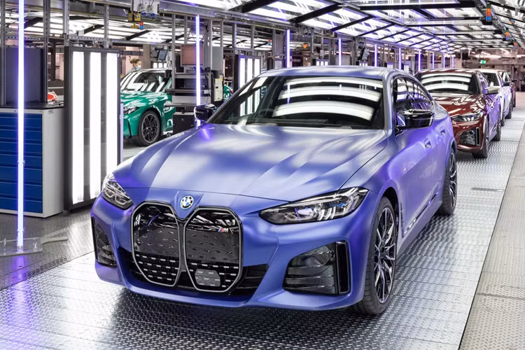 BMW ngung san xuat dong co V8 huyen thoai o nha may tai Duc-Hinh-4