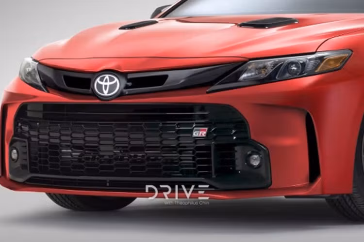 Trong khi đó, mảng truyền động là một vấn đề lớn khi chưa rõ động cơ hiệu suất cao nào tương thích được với khung gầm hiện tại của Toyota Camry thế hệ mới hay không.